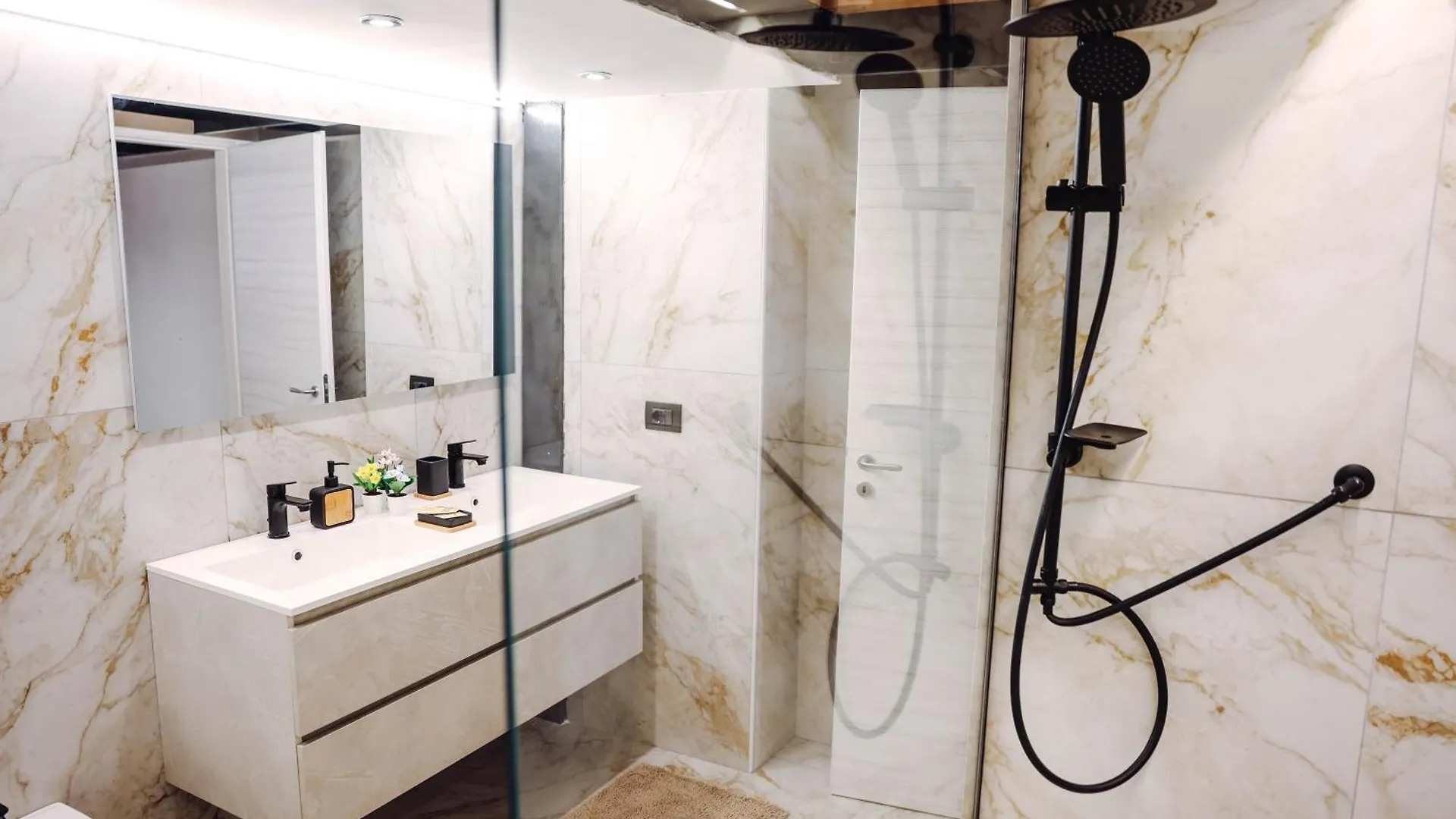 Domus Ursino Elegance Daire Katanya